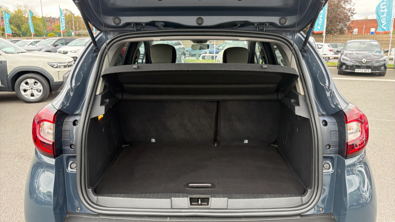 Renault Captur 0.9 TCE 90 Iconic 5dr Petrol Hatchback